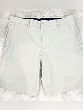 VINEYARD VINES LIGHT TAN ON THE GO FLAT FRONT SHORTS MENS SZ 33